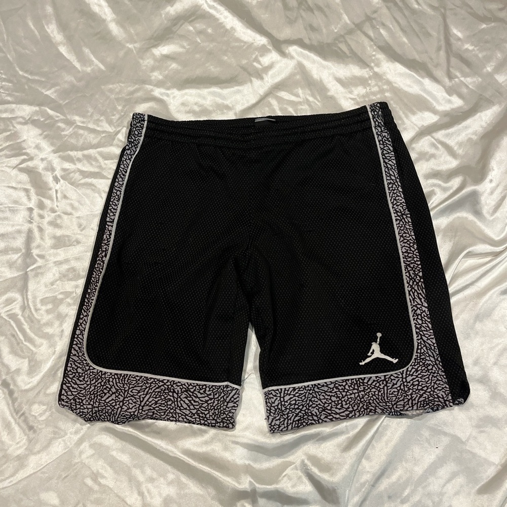 Jordan Shorts size medium